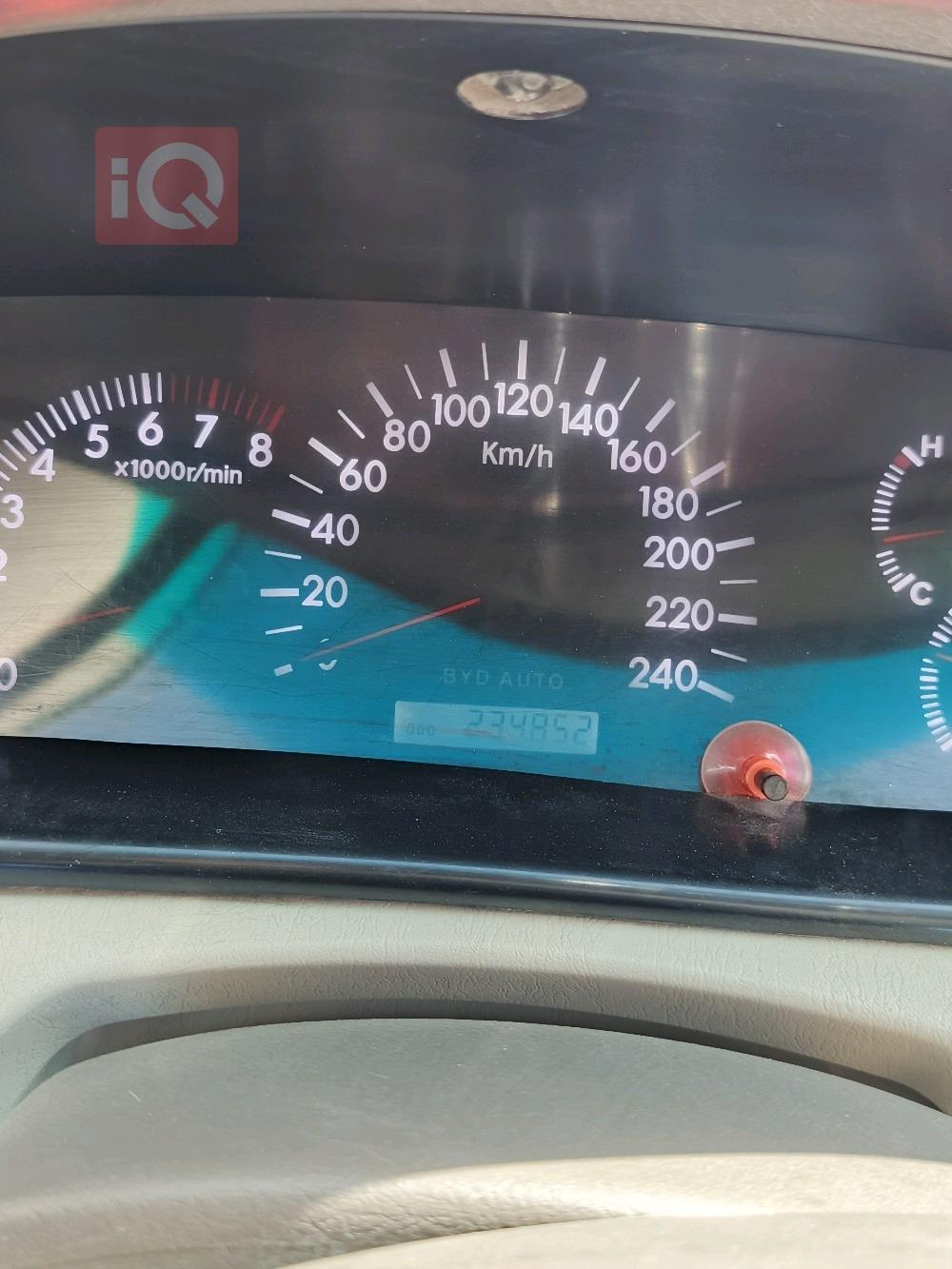 بی وای دی F3